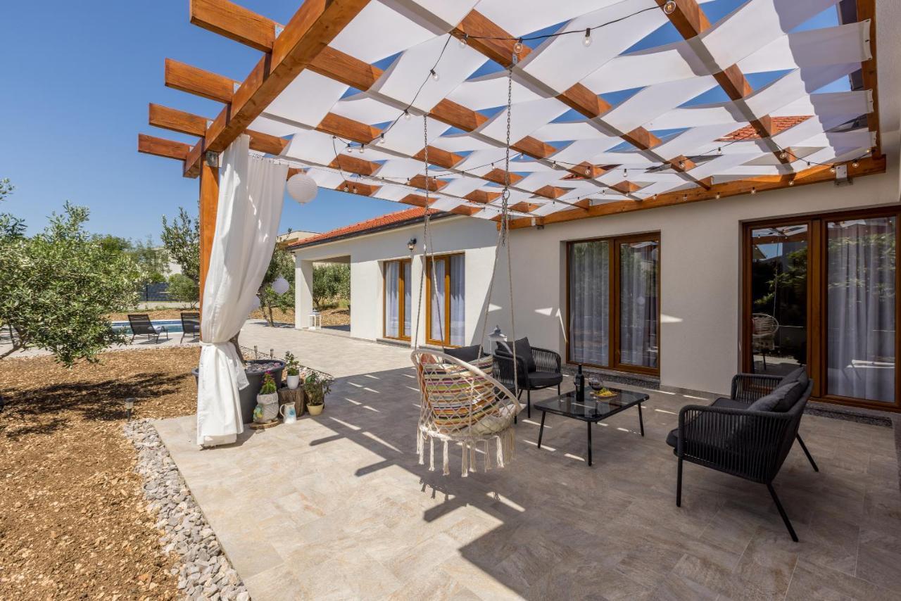 Villa Mamma Mia Kastela Exterior photo